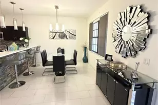 7317 Bristol Cir, Naples, FL 34120 - Photo 7