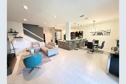 7317 Bristol Cir, Naples, FL 34120 - Photo 9