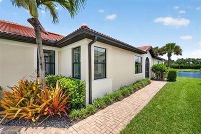 1482 Oceania Dr S, Naples, FL 34113 - Photo 3