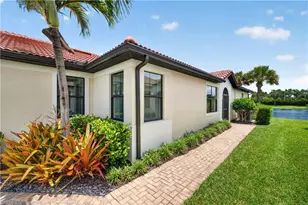 1482 Oceania Dr S, Naples, FL 34113 - Photo 3
