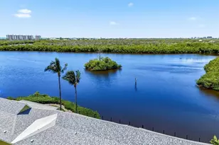 27671 Bay Point Ln, Bonita Springs, FL 34134 - Photo 11