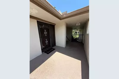 576 Retreat Dr #201, Naples, FL 34110 - Photo 37