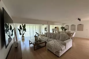 576 Retreat Dr, Naples, FL 34110 - Photo 17