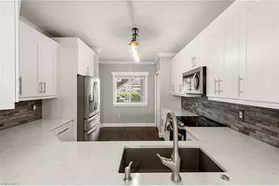 7839 Regal Heron Cir #106, Naples, FL 34104 - Photo 5