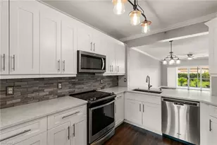 7839 Regal Heron Cir, Naples, FL 34104 - Photo 7