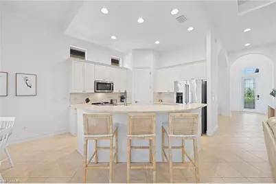 7828 Valencia Ct, Naples, FL 34113 - Photo 9