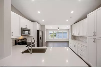707 Neapolitan Way #707, Naples, FL 34103 - Photo 9