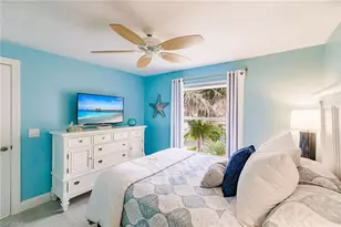 900 Collier Ct, Marco Island, FL 34145 - Photo 23