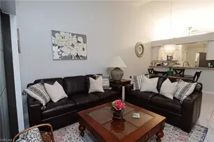 10805 Queen Anne Ln, Naples, FL 34109 - Photo 7