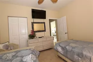 3250 Cypress Glen Way, Naples, FL 34109 - Photo 17