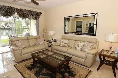3250 Cypress Glen Way #403, Naples, FL 34109 - Photo 3