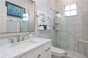 400 L'Ambiance Cir, Naples, FL 34108 - Photo 17