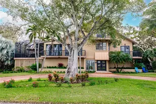 376 Leatherfern Ln, Marco Island, FL 34145 - Photo 3