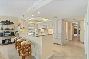 3483 Gulf Shore Blvd N, Naples, FL 34103 - Photo 9
