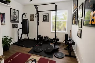 7849 Founders Ln, Naples, FL 34104 - Photo 7