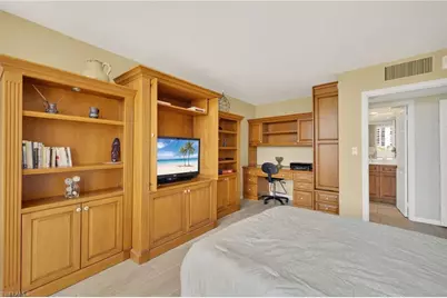 4001 Gulf Shore Blvd N #303, Naples, FL 34103 - Photo 19