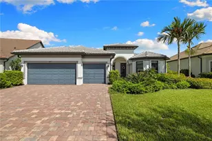 6907 Cocoplum St, Naples, FL 34114 - Photo 13