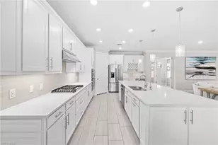 6907 Cocoplum St, Naples, FL 34114 - Photo 3