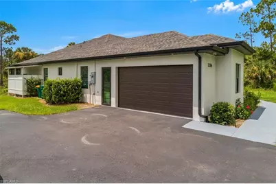 2286 2nd Ave SE, Naples, FL 34117 - Photo 29