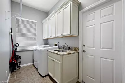 12070 Fairway Isles Dr, Fort Myers, FL 33913 - Photo 23