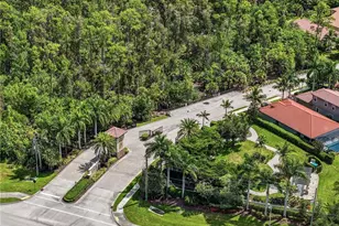 16423 Barclay Ct, Naples, FL 34110 - Photo 37