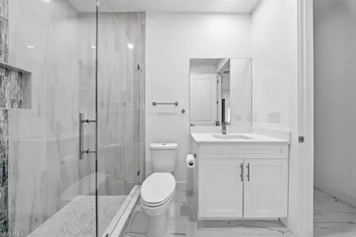 1124 NE 35th Ln, Cape Coral, FL 33909 - Photo 21