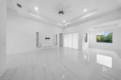 1124 NE 35th Ln, Cape Coral, FL 33909 - Photo 11