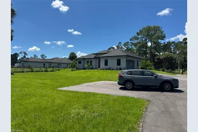 308 Golden Gate Blvd E, Naples, FL 34120 - Photo 3