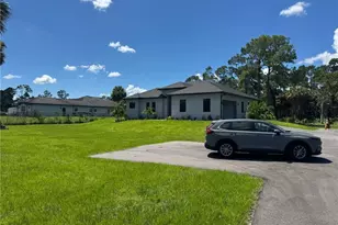 308 Golden Gate Blvd E, Naples, FL 34120 - Photo 3