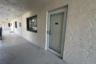 788 Park Shore Dr, Naples, FL 34103 - Photo 3