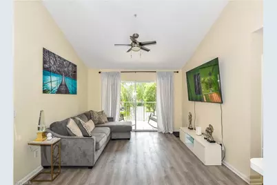 1275 Wildwood Lakes Blvd #303, Naples, FL 34104 - Photo 5