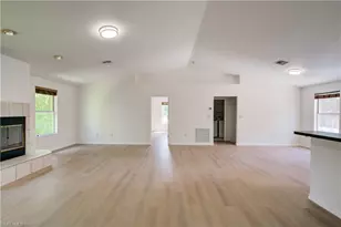 731 Jung Blvd E, Naples, FL 34120 - Photo 17