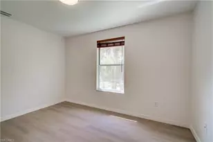 731 Jung Blvd E, Naples, FL 34120 - Photo 33