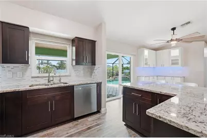 4425 SW 14th Pl, Cape Coral, FL 33914 - Photo 9