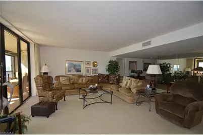 10951 Gulfshore Dr #504, Naples, FL 34108 - Photo 11