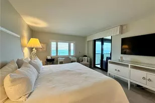 10951 Gulf Shore Dr, Naples, FL 34108 - Photo 25