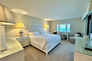 10951 Gulf Shore Dr, Naples, FL 34108 - Photo 23