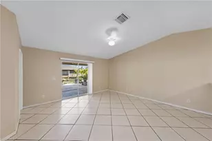 845 SE 8th Terrace, Cape Coral, FL 33990 - Photo 9