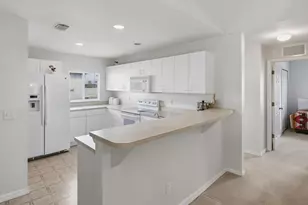 203 NE 24th Terrace, Cape Coral, FL 33909 - Photo 11