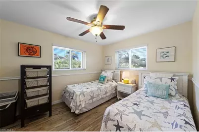 1330 SW 4th Ct, Cape Coral, FL 33991 - Photo 21