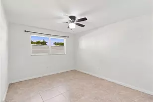 4290 Gulfstream Dr, Naples, FL 34112 - Photo 15