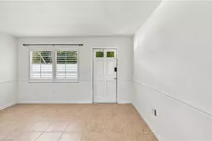 4290 Gulfstream Dr, Naples, FL 34112 - Photo 7