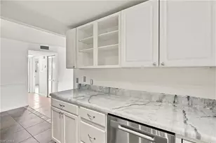 4290 Gulfstream Dr, Naples, FL 34112 - Photo 13