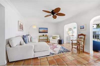333 Harbour Dr #209, Naples, FL 34103 - Photo 9