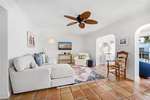 333 Harbour Dr, Naples, FL 34103 - Photo 9