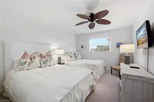 333 Harbour Dr, Naples, FL 34103 - Photo 21