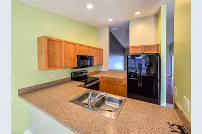 516-518 SE 5th Pl, Cape Coral, FL 33990 - Photo 17