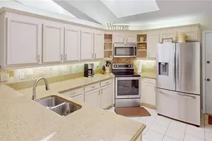 776 Eagle Creek Dr, Naples, FL 34113 - Photo 13