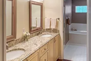 776 Eagle Creek Dr, Naples, FL 34113 - Photo 21