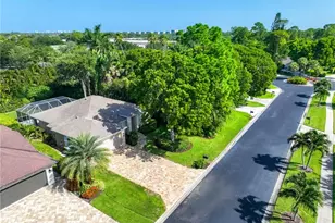789 Coldstream Ct, Naples, FL 34104 - Photo 21